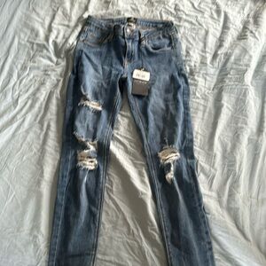 skinny jeans